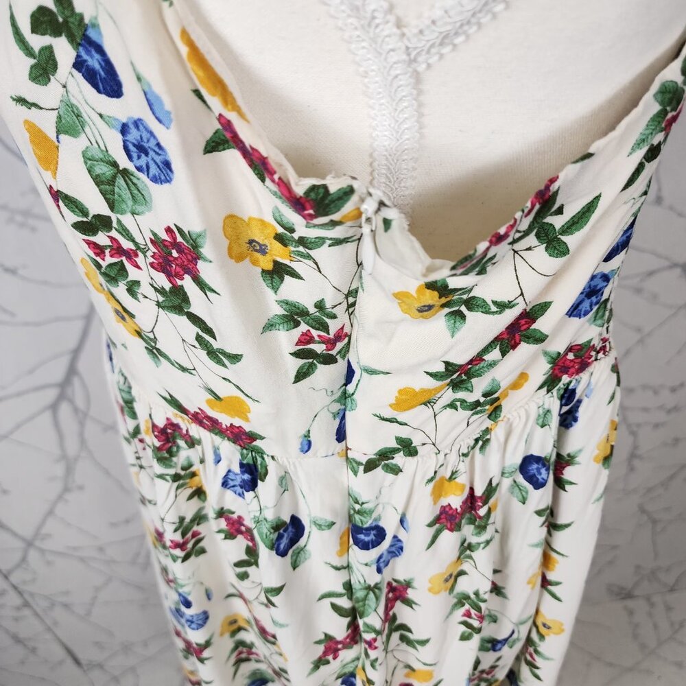 Old Navy Colorful Floral Printed Strappy Smocked Midi Dress - Picture 4 of 8